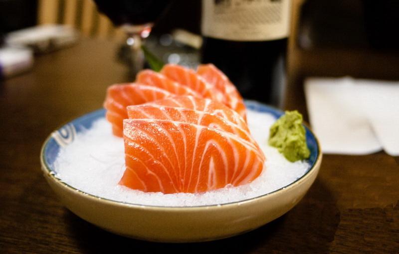 �����~(y��)